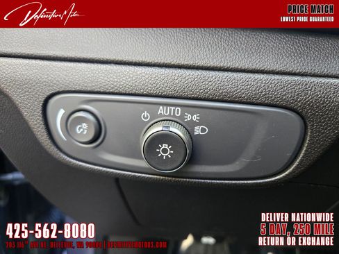 Used 2022 Chevrolet Bolt EUV LT image 30