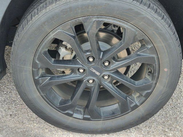 Used 2020 GMC Terrain SLT w/ Preferred Package FWD image 15