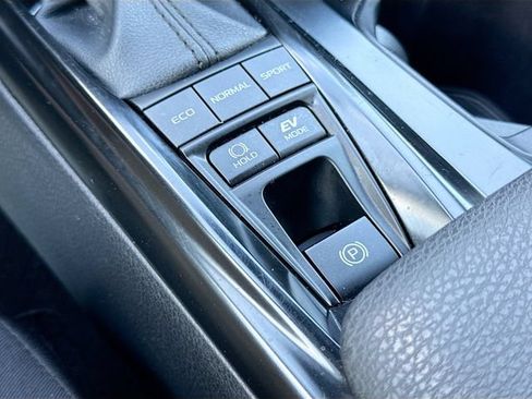 Used 2025 Toyota Camry LE FWD image 39