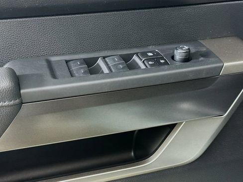 New 2026 Toyota Tundra SR5 AWD/4WD image 18