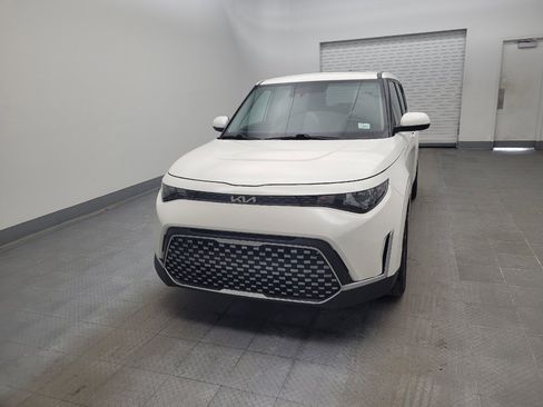 Used 2023 Kia Soul EX image 15