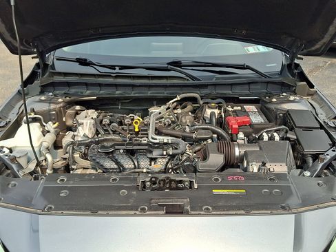 Used 2025 Nissan Altima 2.5 SV FWD image 27