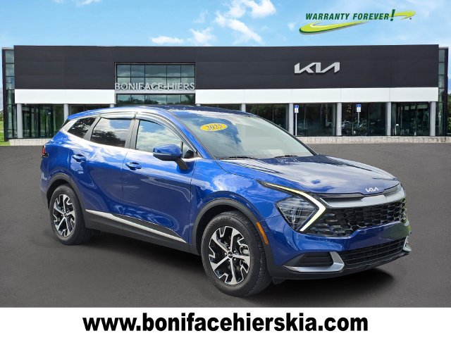 Certified 2025 Kia Sportage EX FWD image 1