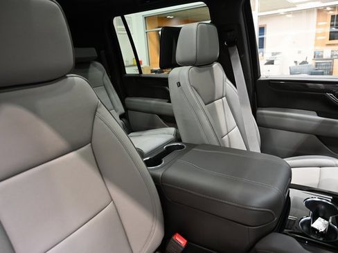 New 2026 GMC Yukon XL Elevation w/ Elevation Premium Package image 8