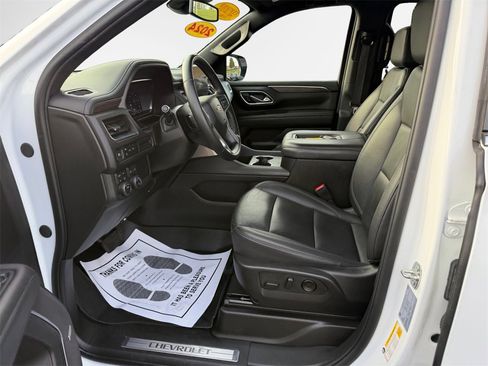 Certified 2024 Chevrolet Suburban LT image 11