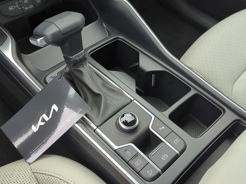 New 2026 Kia Sorento S FWD image 25