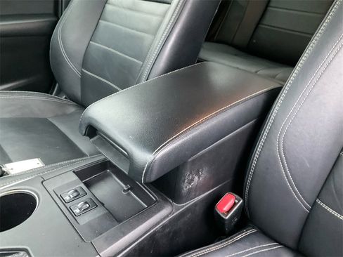 Used 2017 Toyota Camry XLE image 11