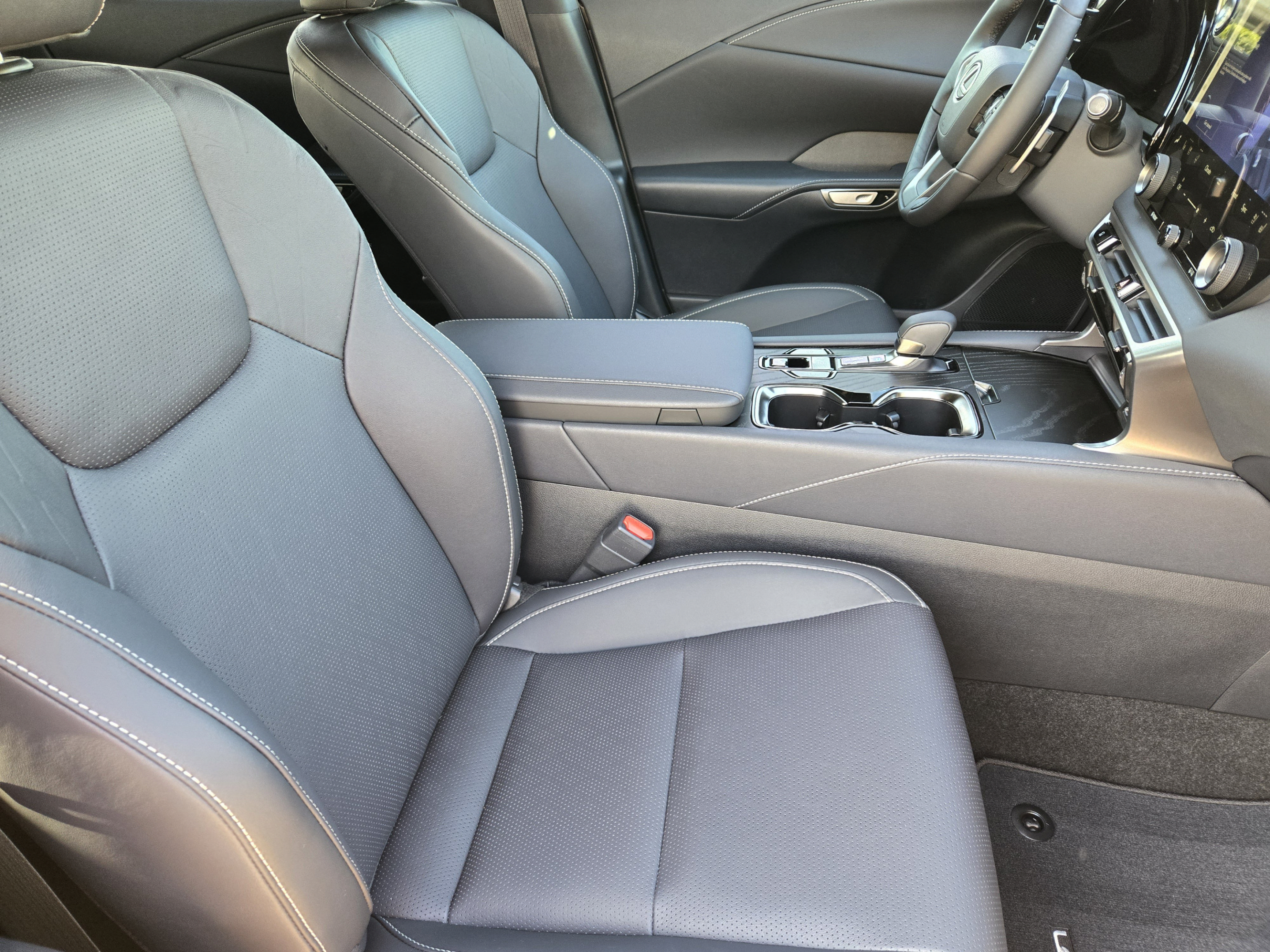 New 2026 Lexus RX 350 Premium Plus w/ Accessory Package (Z1) FWD image 6