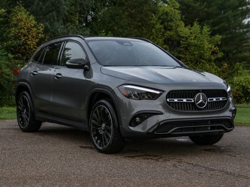 New 2026 Mercedes-Benz GLA 250 4MATIC image 2