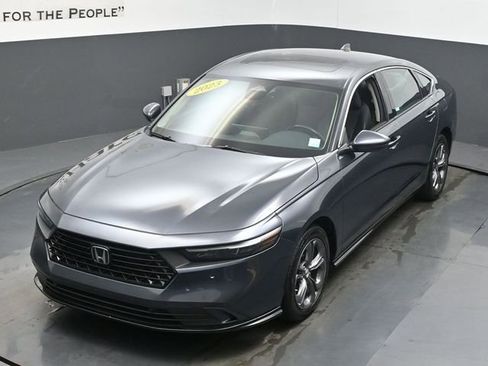Used 2023 Honda Accord EX-L image 43