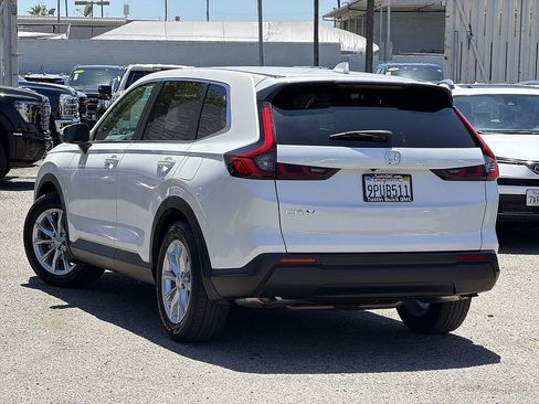 Used 2025 Honda CR-V EX image 7