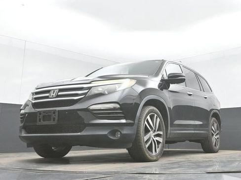 Used 2016 Honda Pilot Elite image 33