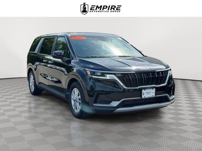 Used 2024 Kia Carnival LX