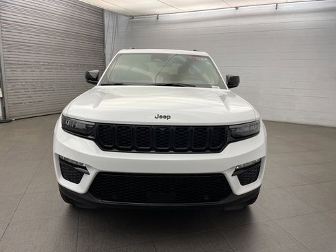 New 2025 Jeep Grand Cherokee Limited w/ Luxury Tech Group II image 9