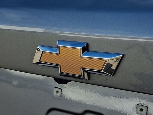 Used 2025 Chevrolet Equinox LT image 32