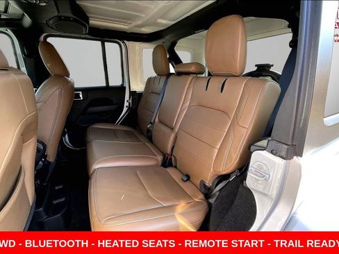 Used 2023 Jeep Wrangler Unlimited Sahara w/ Cold Weather Group AWD/4WD image 21