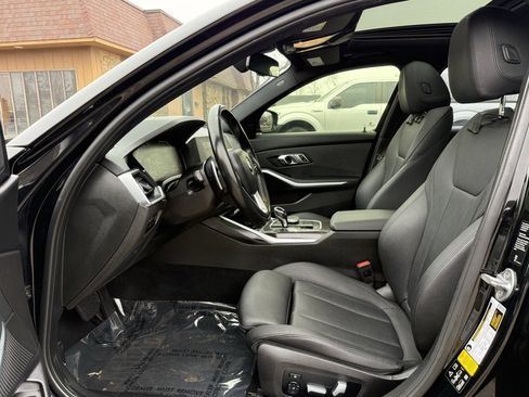Used 2020 BMW 330i xDrive 330i xDrive w/ Convenience Package image 9