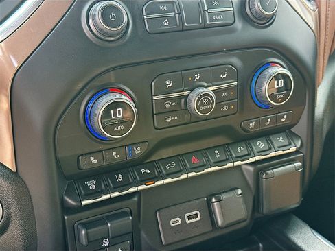 Used 2023 Chevrolet Silverado 2500 High Country w/ LPO, Hitch Package image 20