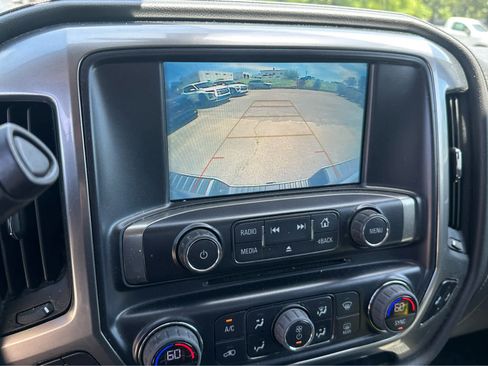 Used 2018 Chevrolet Silverado 1500 LTZ Z71 AWD/4WD image 15