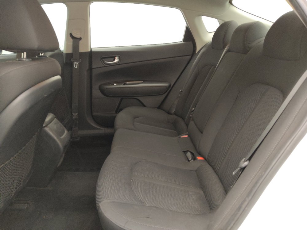 Used 2019 Kia Optima LX FWD image 18
