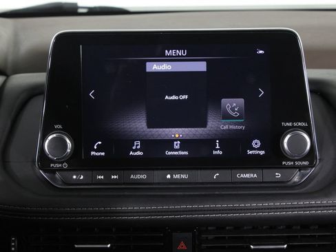 Certified 2022 Nissan Rogue SV FWD image 9