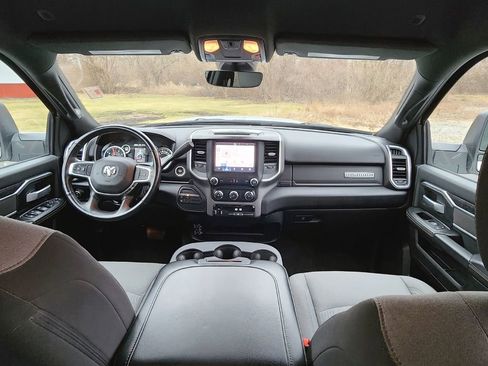 Used 2024 RAM 3500 Big Horn image 30