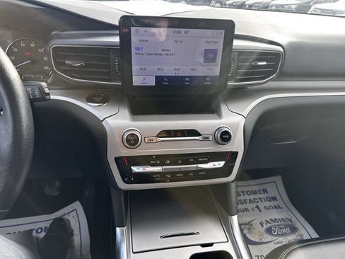 Certified 2024 Ford Explorer XLT w/ Equipment Group 202A image 10