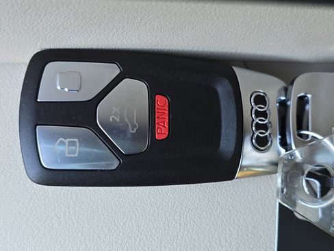 Used 2024 Audi Q5 2.0T Prestige image 36