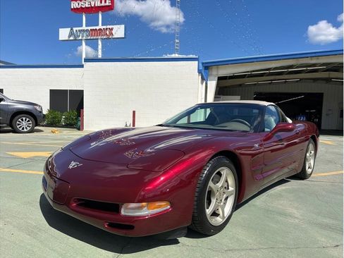 Used 2003 Chevrolet Corvette 50th Anniversary Edition w/ Preferred Equipment Group1 image 2