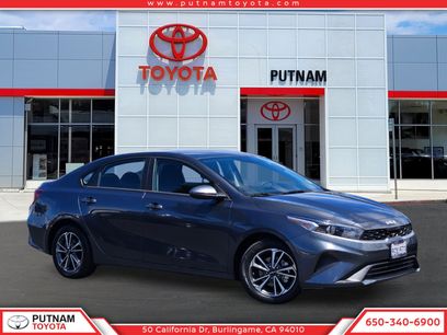 New 2023 Kia Forte LXS