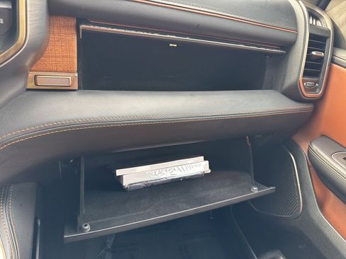 Used 2022 RAM 1500 Limited w/ Trailer Tow Group (B) image 37