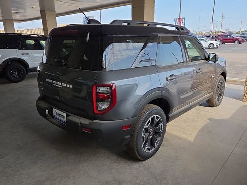 New 2025 Ford Bronco Sport Outer Banks w/ Outer Banks Tech Package+ AWD/4WD image 5