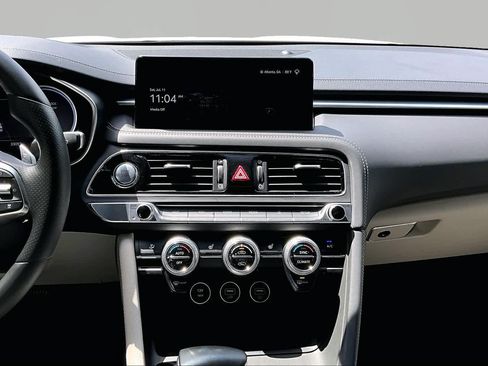 Used 2023 Genesis G70 2.0T RWD image 7