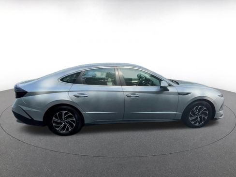 Used 2026 Hyundai Sonata Blue FWD image 16