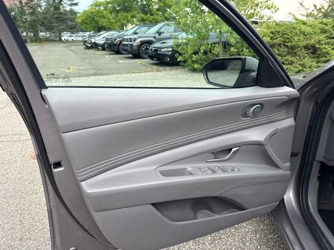 Used 2023 Hyundai Elantra SEL w/ Convenience Package FWD image 29