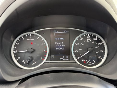Used 2018 Nissan Sentra S w/ S Midnight Style Package FWD image 10