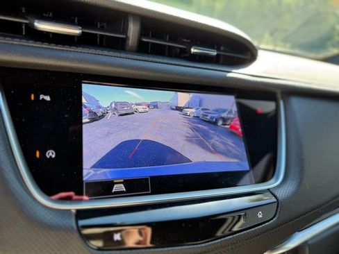 Used 2025 Cadillac XT5 Premium Luxury image 36