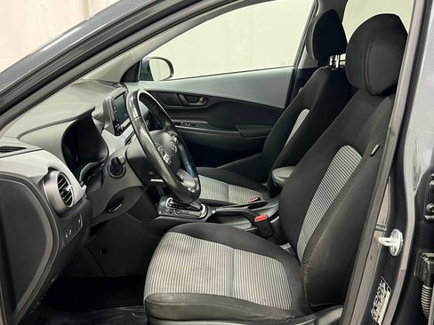 Used 2018 Hyundai Kona SEL FWD image 12