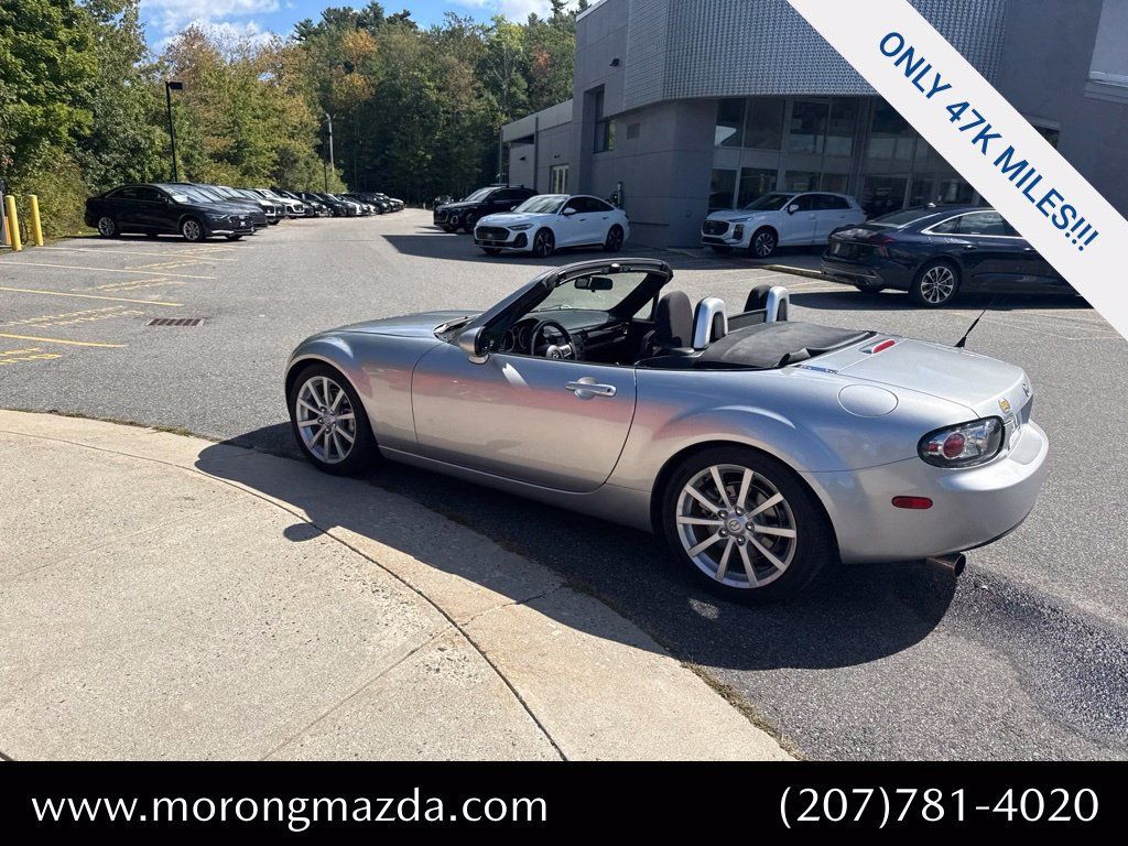 Used 2007 MAZDA MX-5 Miata Touring w/ Suspension Pkg RWD image 6