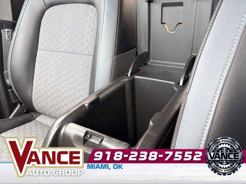 Used 2021 Chevrolet Colorado Z71 image 36