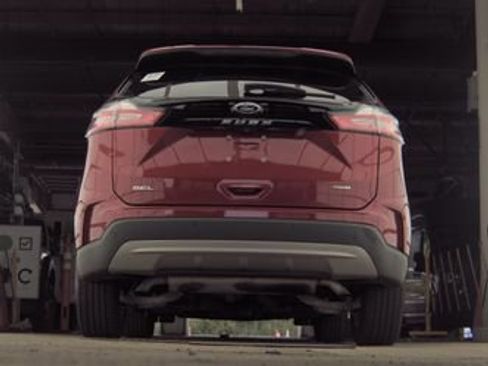 Used 2023 Ford Edge SEL w/ Convenience Package AWD/4WD image 7