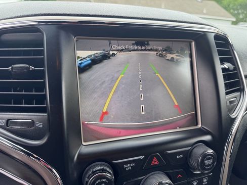 Used 2014 Jeep Grand Cherokee Limited RWD image 26