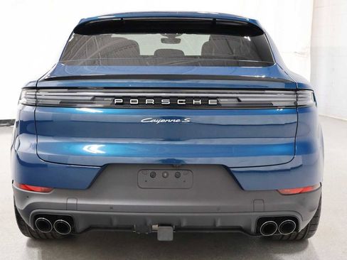 Certified 2026 Porsche Cayenne S AWD/4WD image 7