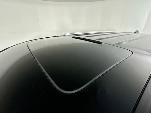 Used 2019 Kia Sedona EX w/ EX Premium Package image 29