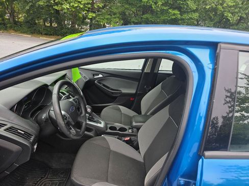 Used 2013 Ford Focus SE w/ Interior Protection Pkg FWD image 10
