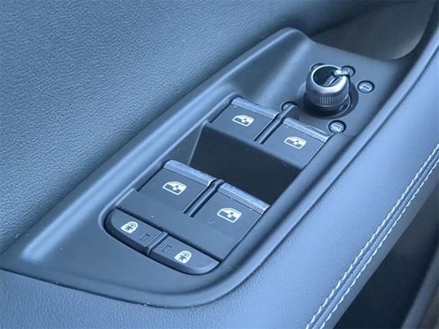 Used 2025 Audi Q7 3.0T Premium Plus image 26