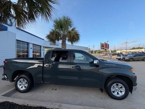 Used 2025 Chevrolet Silverado 1500 LT RWD image 20