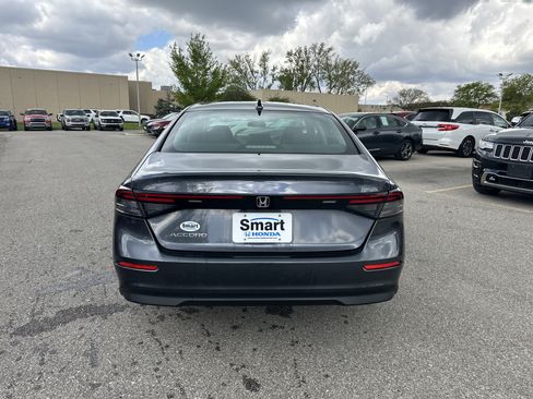 Used 2023 Honda Accord LX image 11
