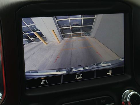 Used 2021 GMC Sierra 1500 AT4 AWD/4WD image 16