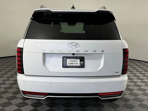 Used 2026 Hyundai Palisade Calligraphy AWD/4WD image 7
